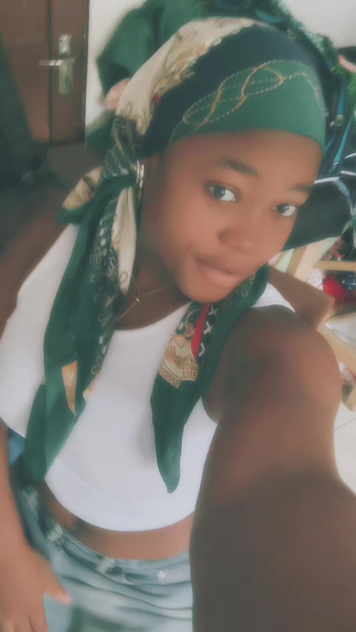 @smile 💦💧 baby 💦💧