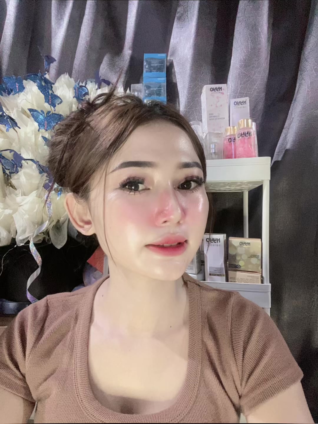 @Lili