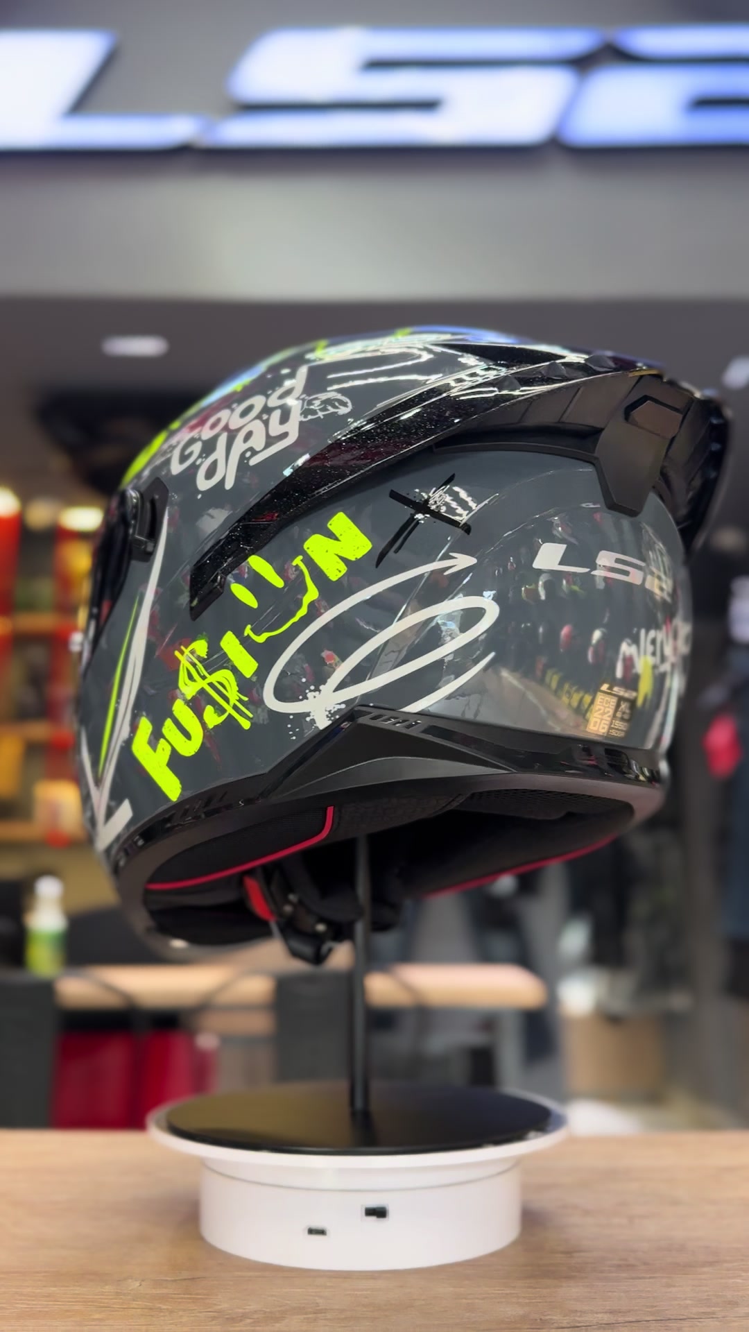 @LS2 HELMETS PAKISTAN