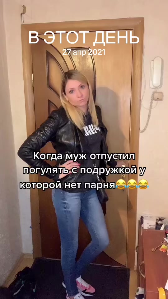 @Анютка Максимова