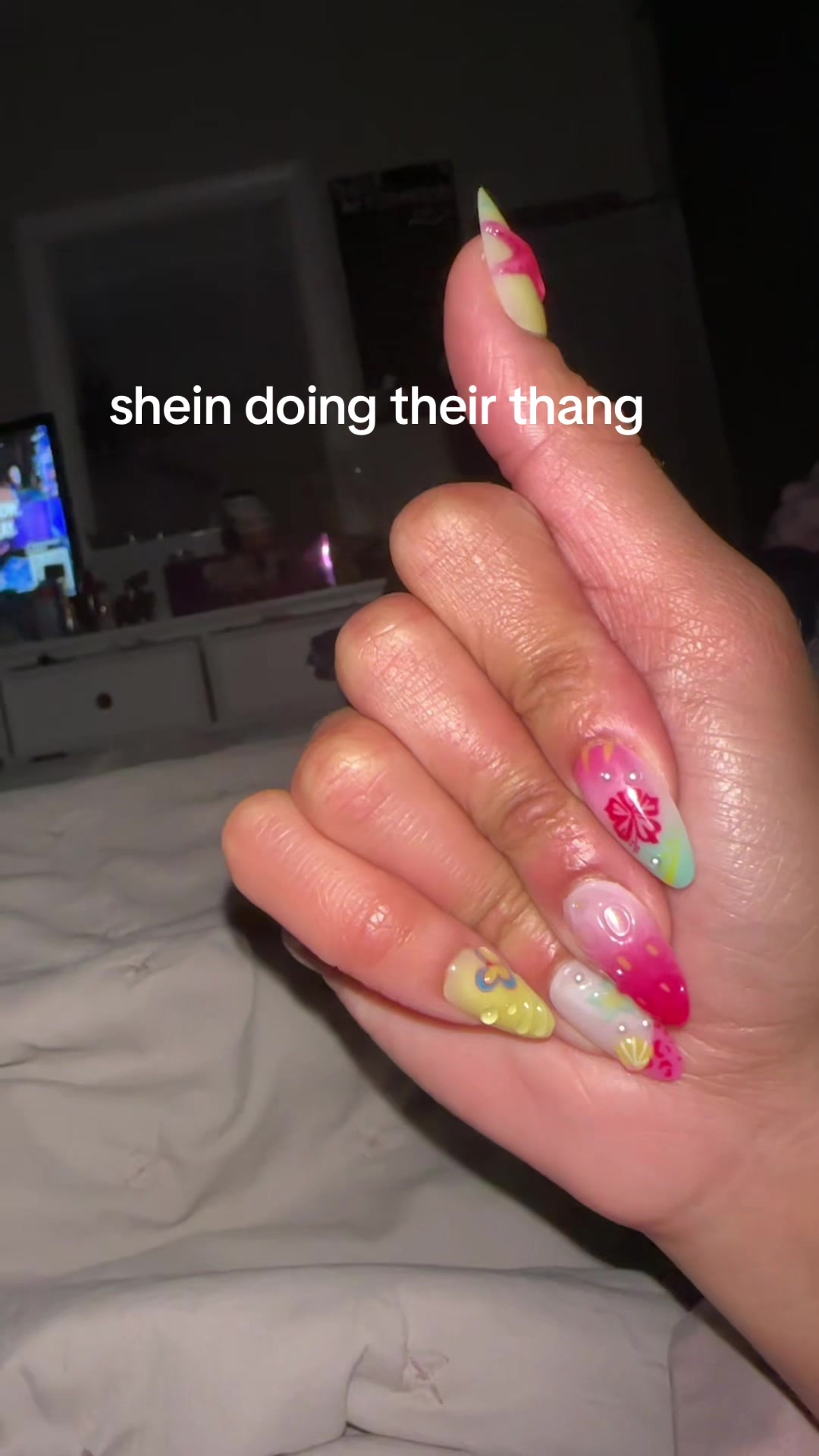 @_.haileybby
