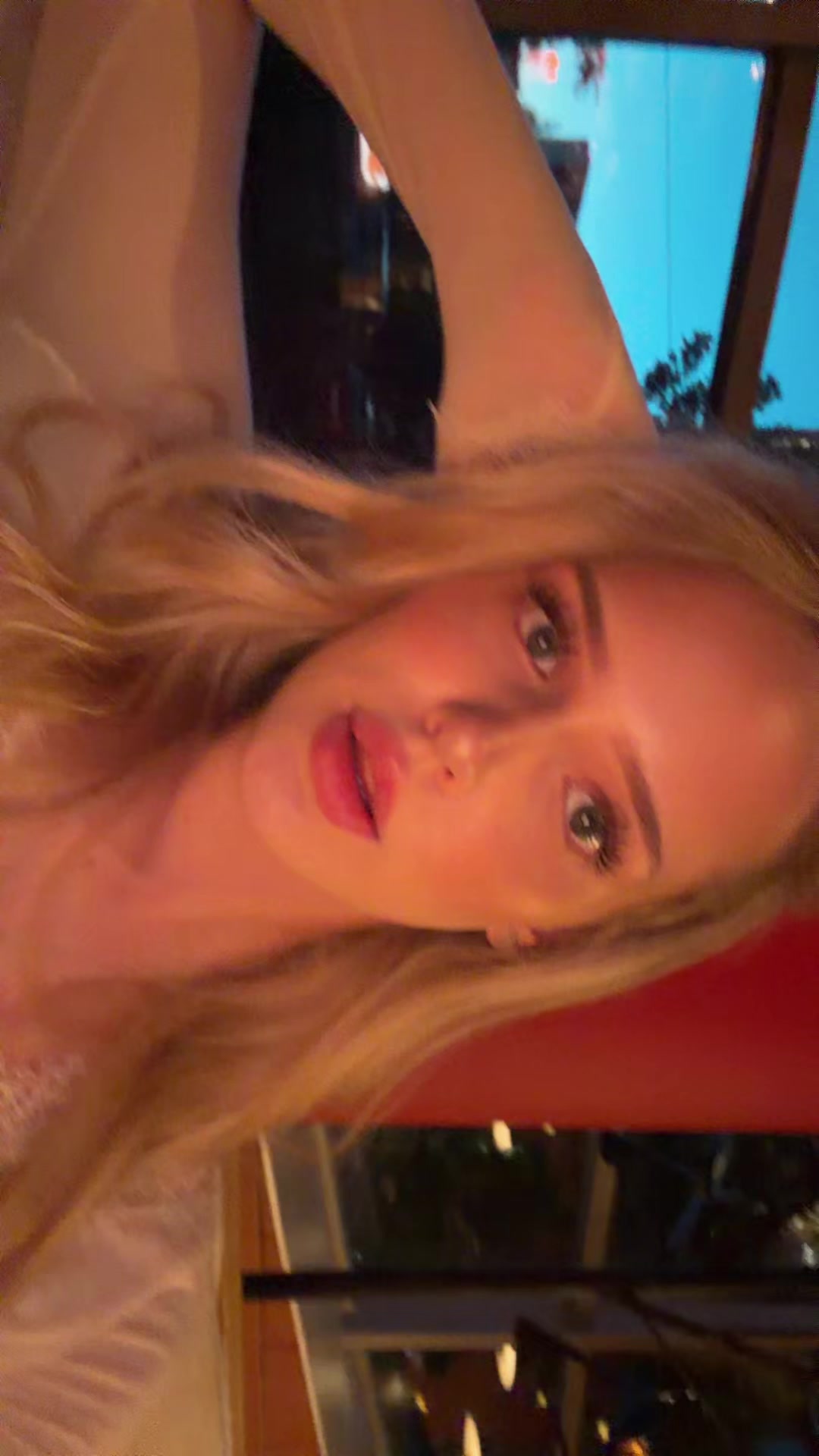 @👩🏼
