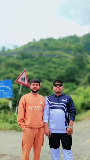 @Simple boy 😜