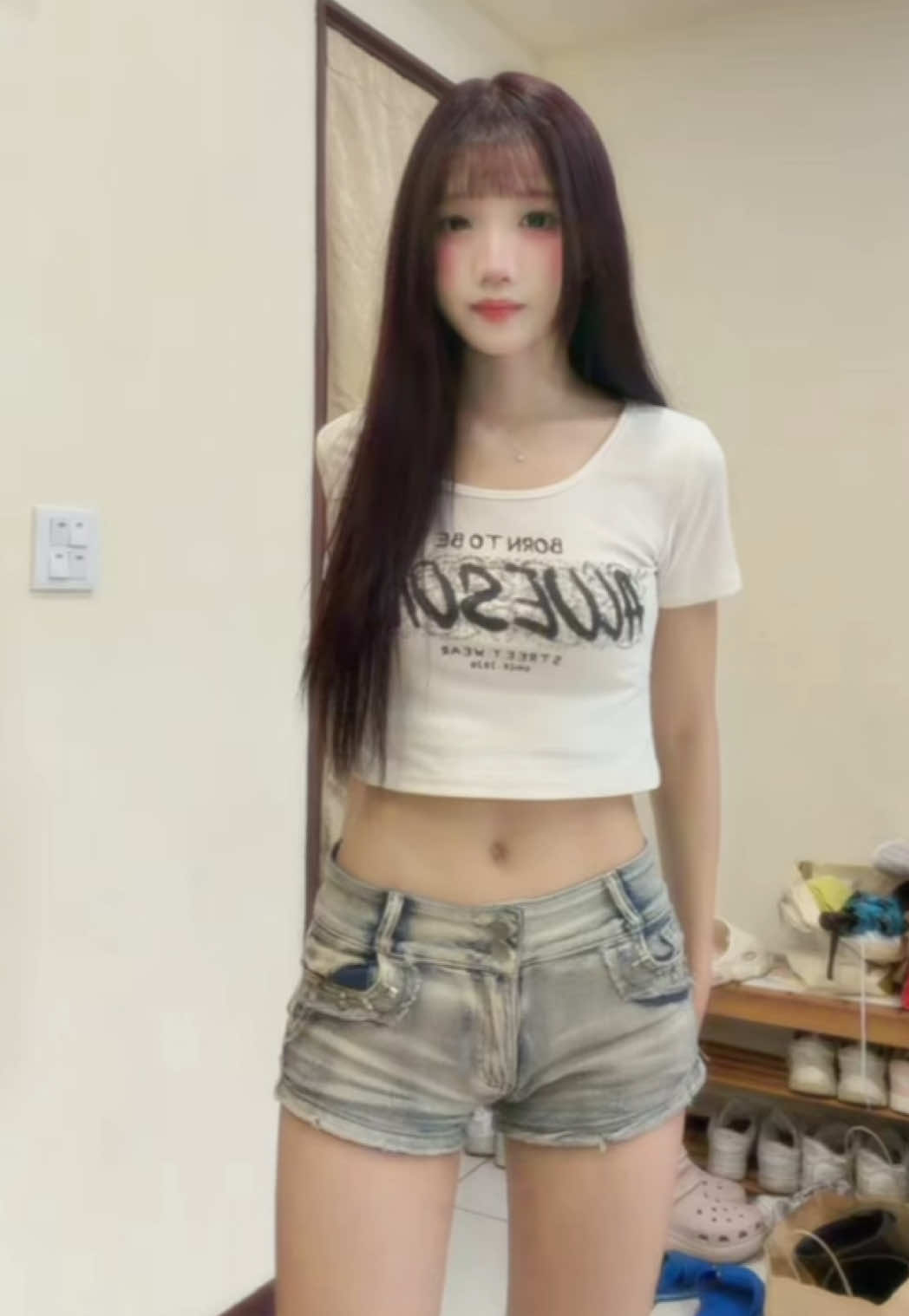 @小妮