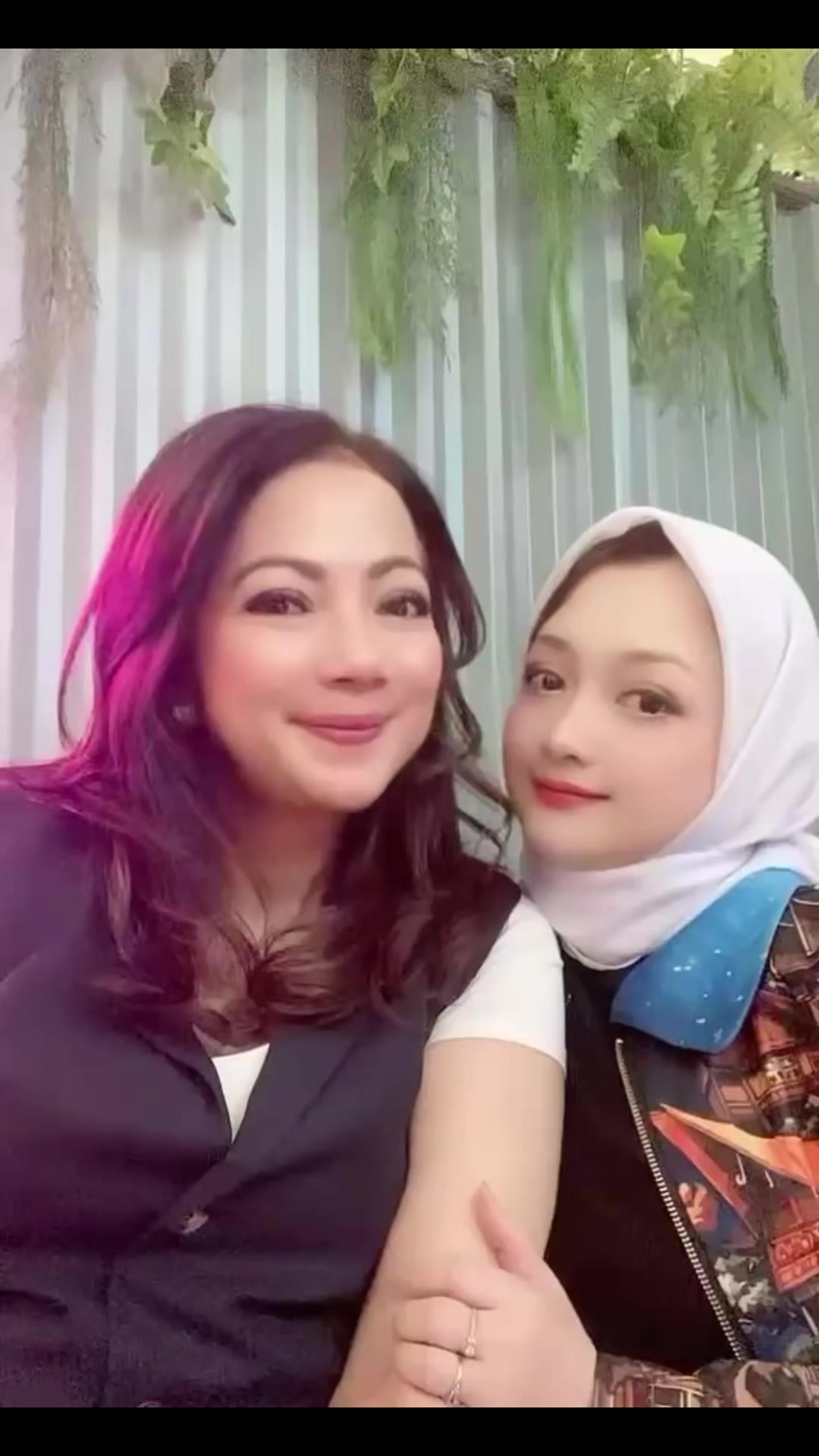 @farah