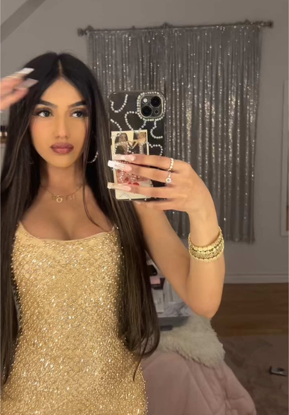 @sarina🎀🥂🪩🐆✨