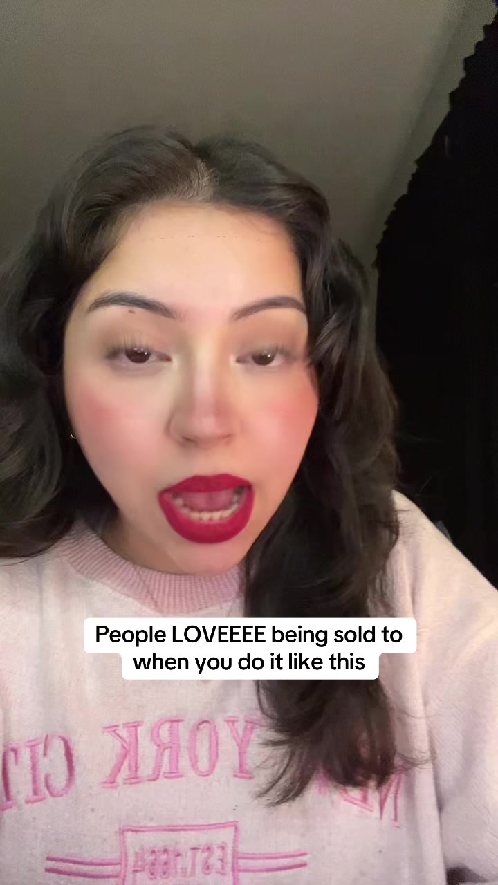 @Vanessa ➺ Marketing + Sales