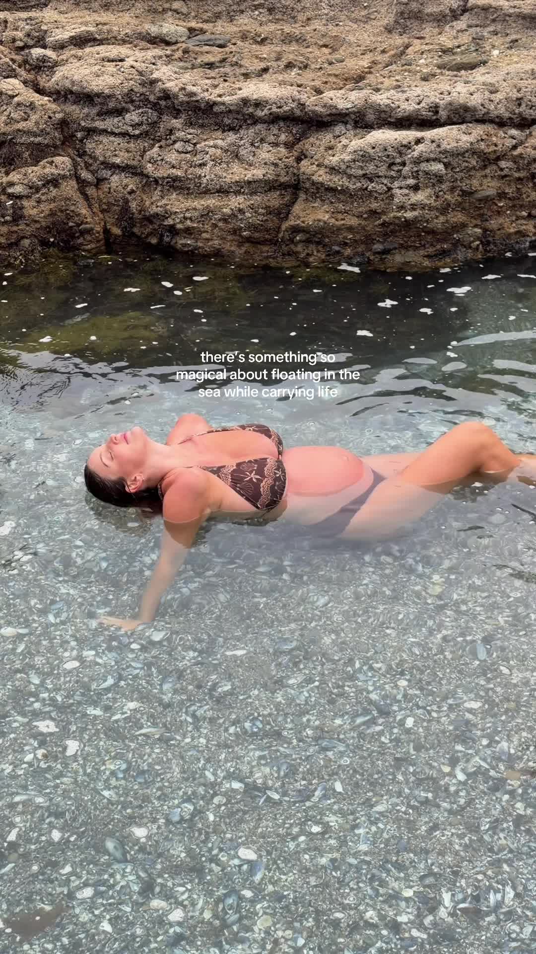 @bella