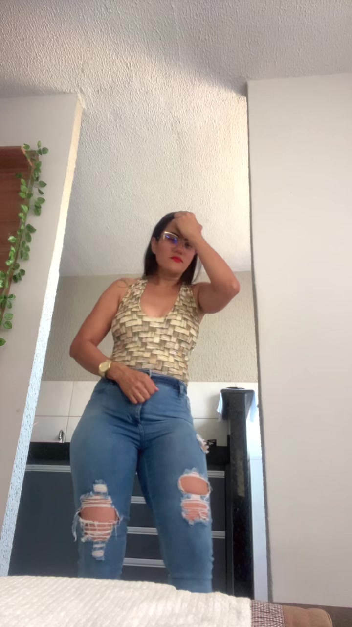 @Mariagon&ccedil;alves