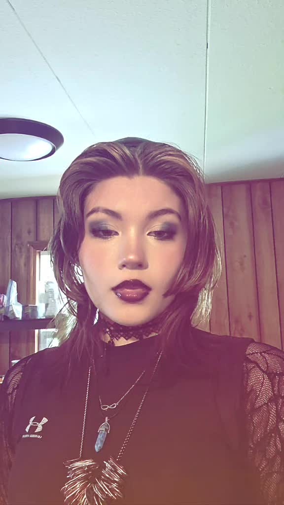 @Lilith_fox13