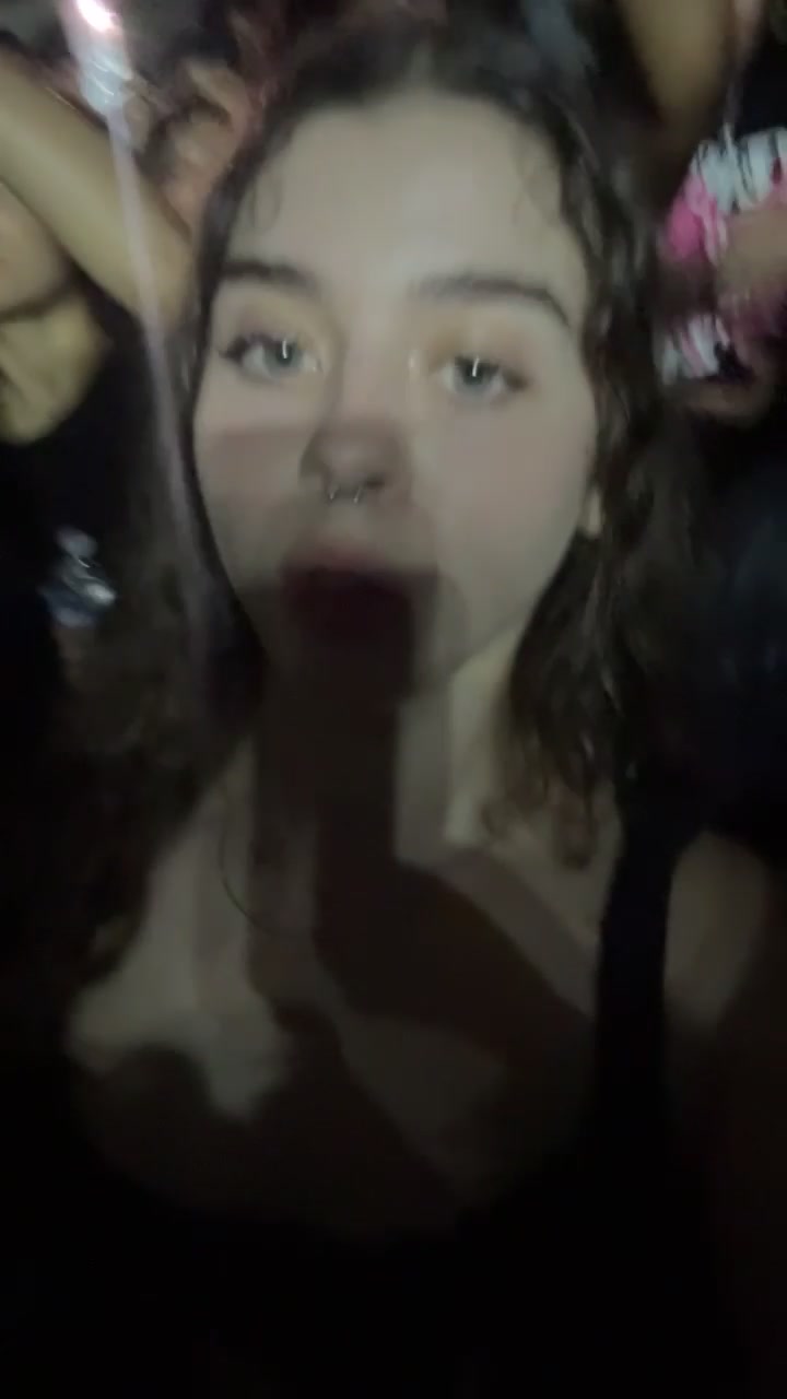 @loraine