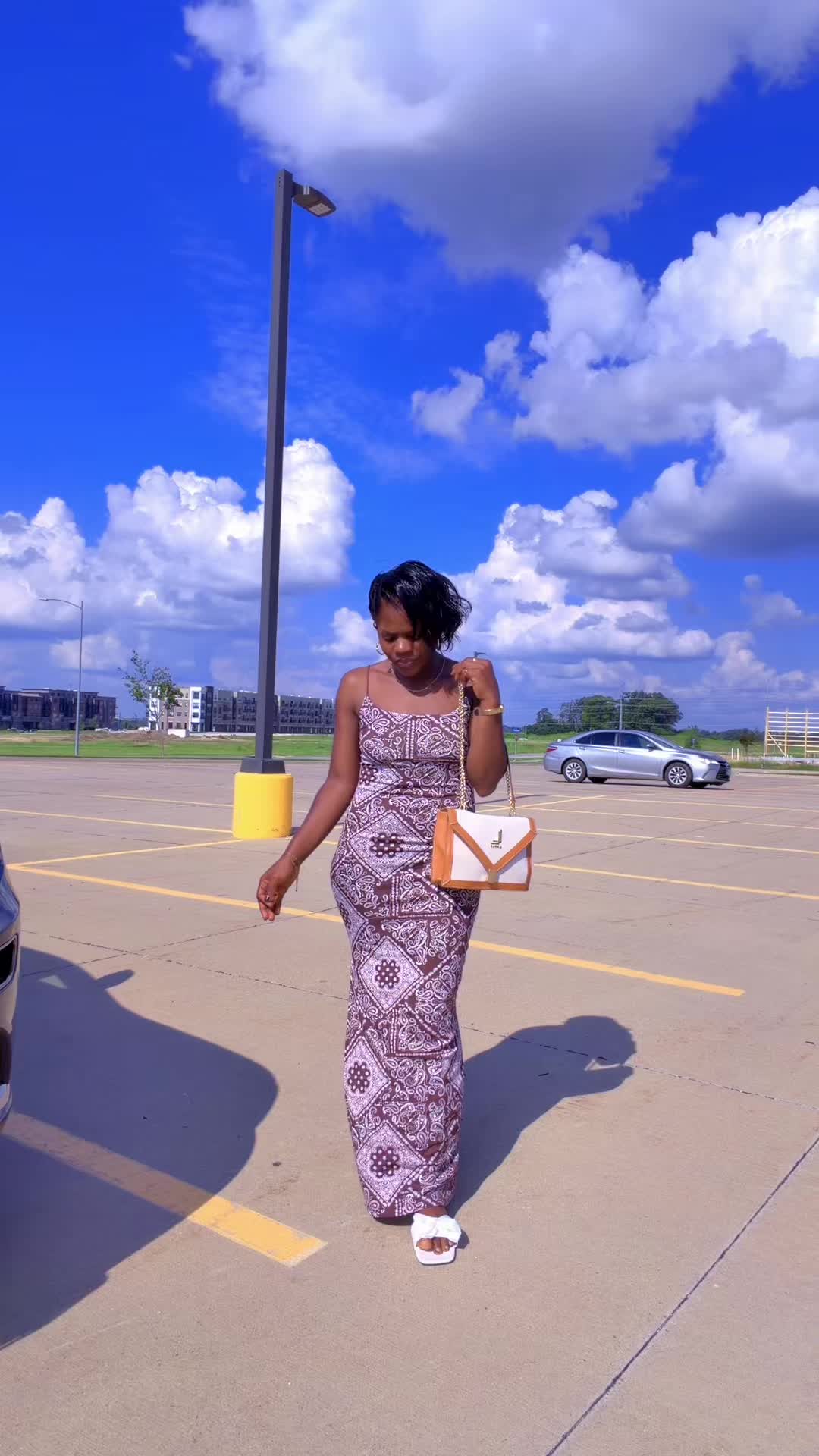 @Zura Mwasi azanga mbanda