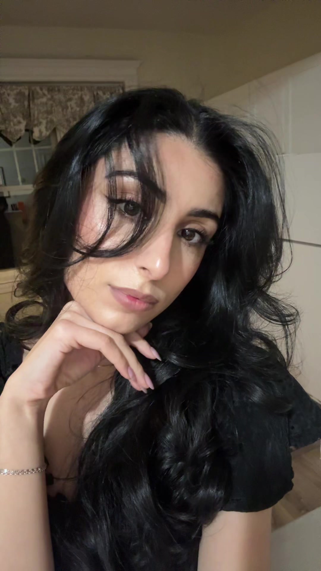 @bin3isha