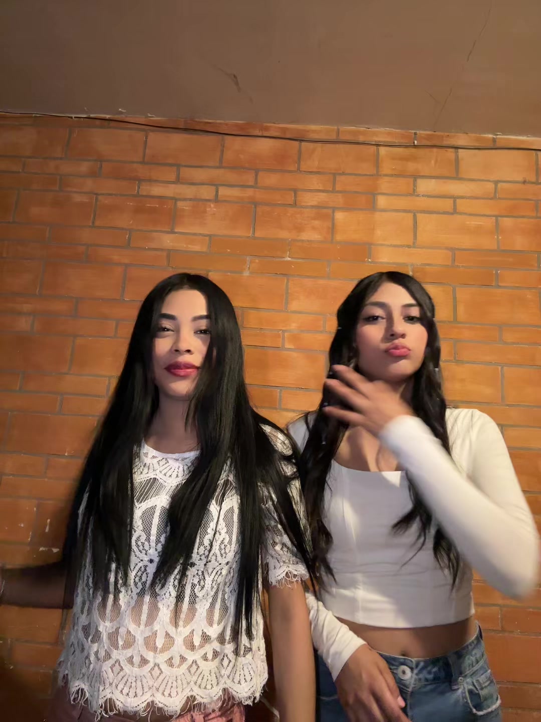 @llely Ju&aacute;rez