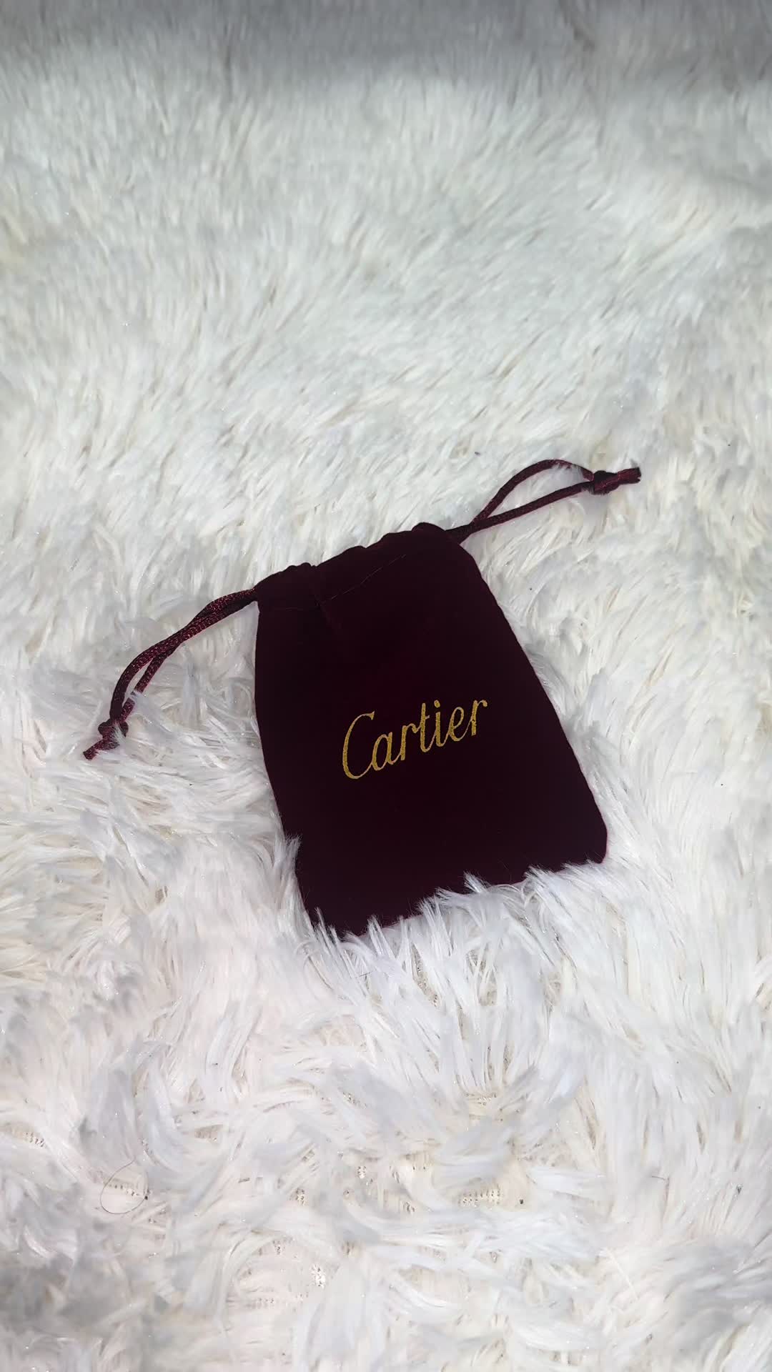 @LuxuryReps
