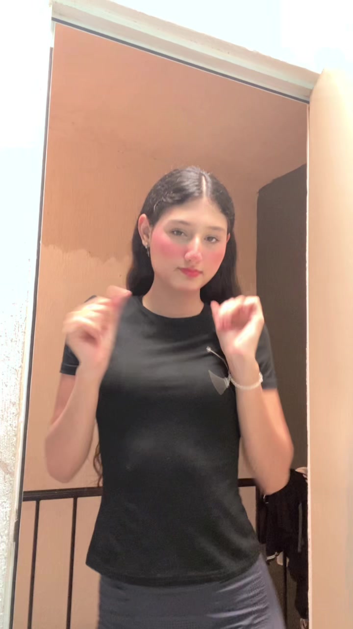 @Angela💞
