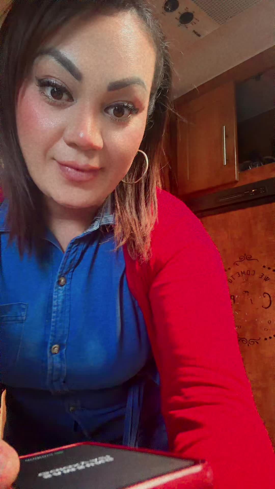 @Kashy Gonzalez 👸🏻🍀💵💗🍷🍾
