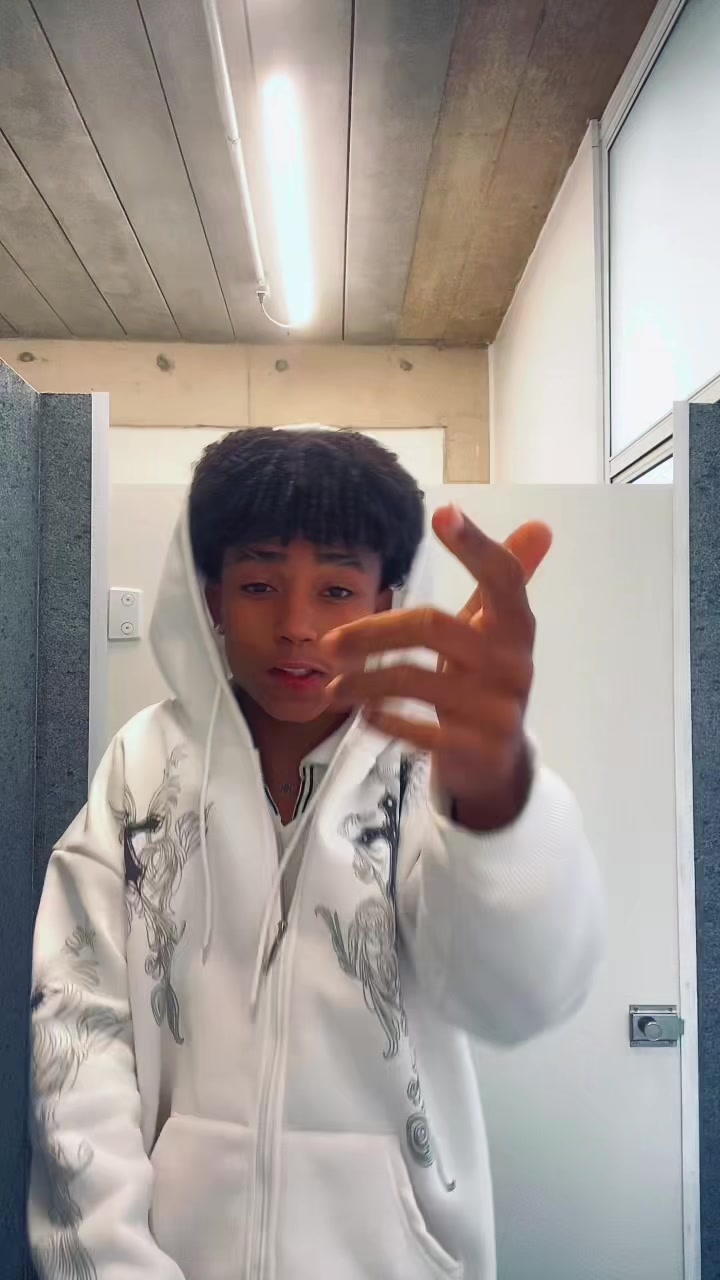 @DRAKO🩸