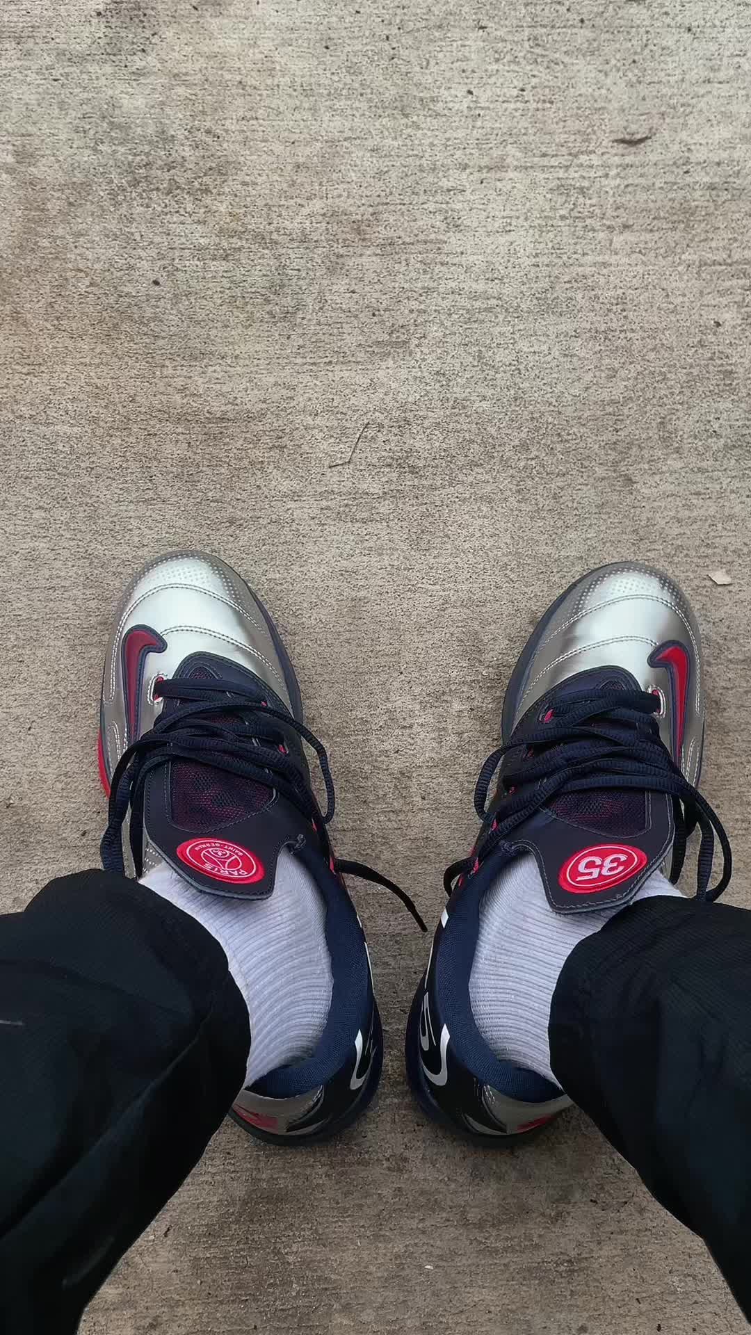 @🎟️