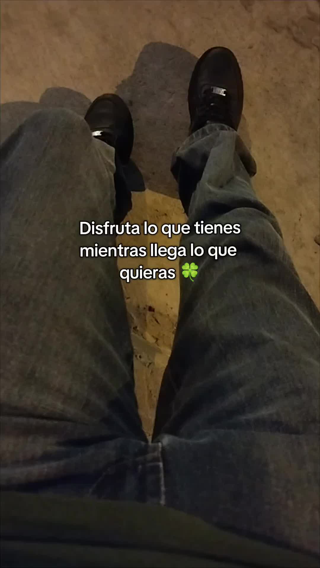 @J O H N N 🐢