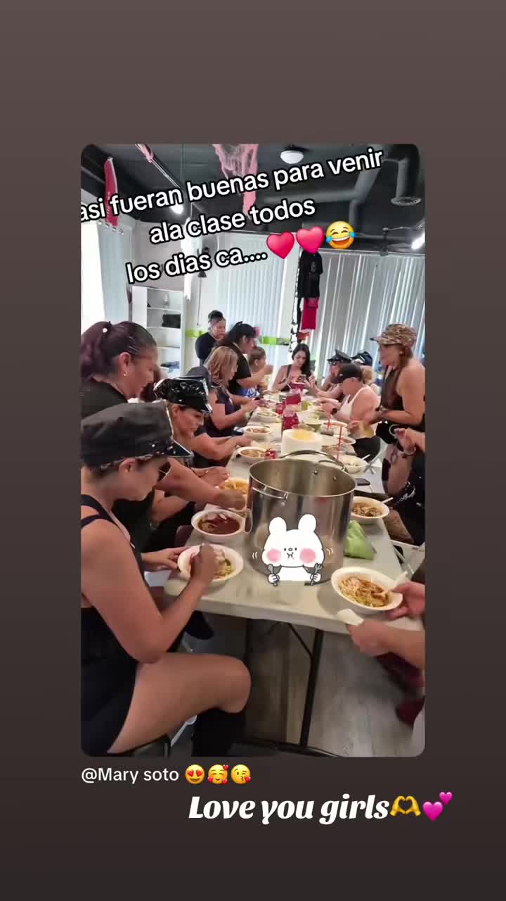 @Bella_B_