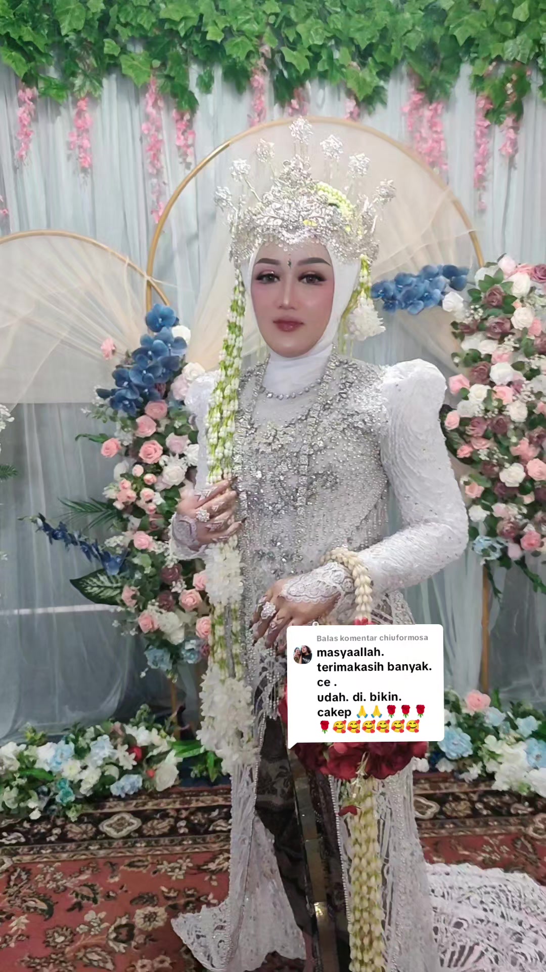 @Mayaweeding