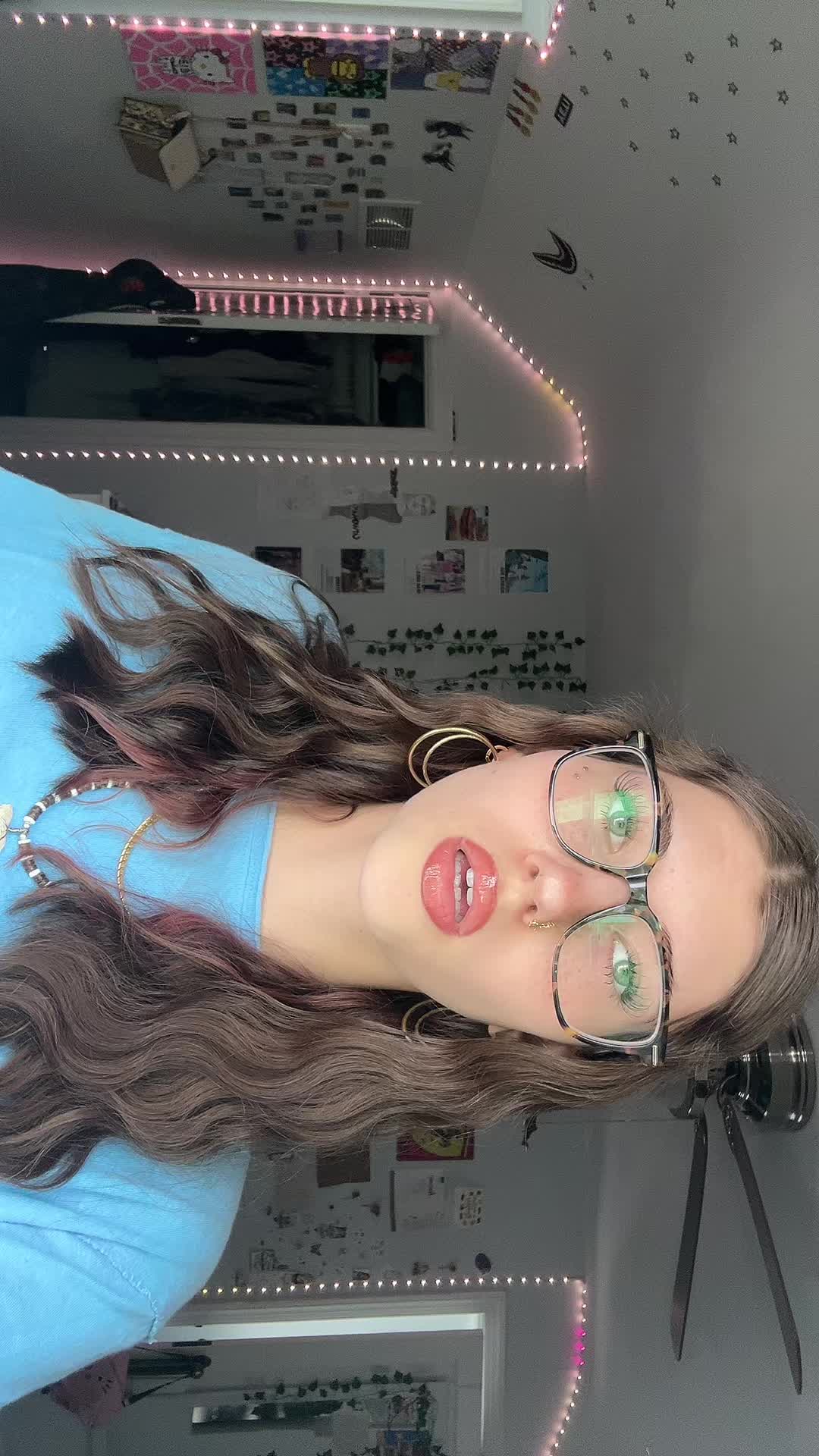 @maisie