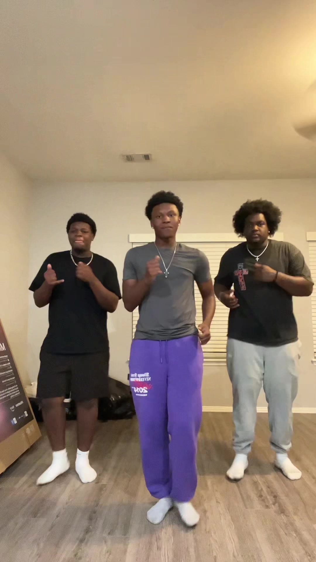 @useruno