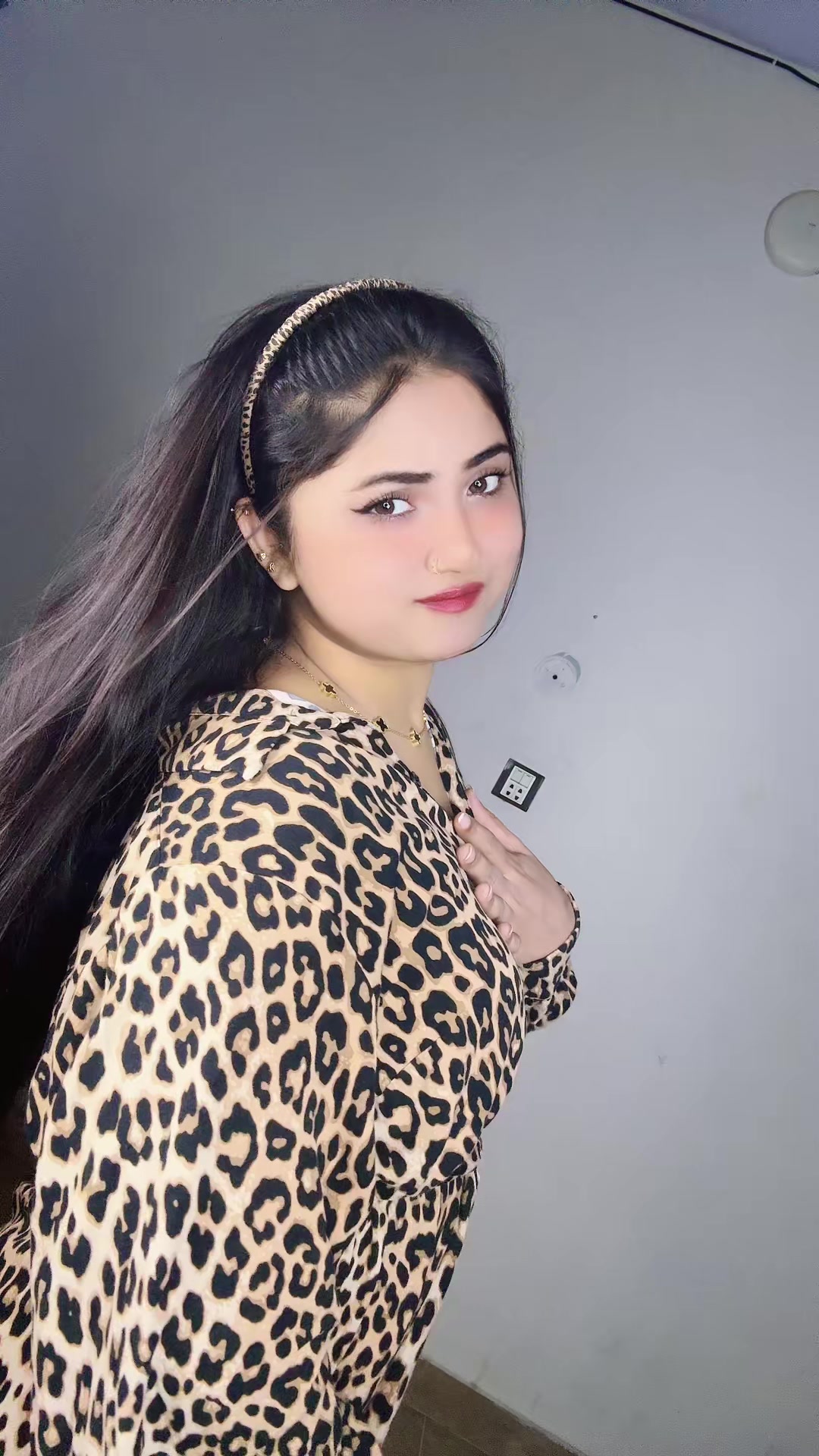 @Shahzadi_Era💫
