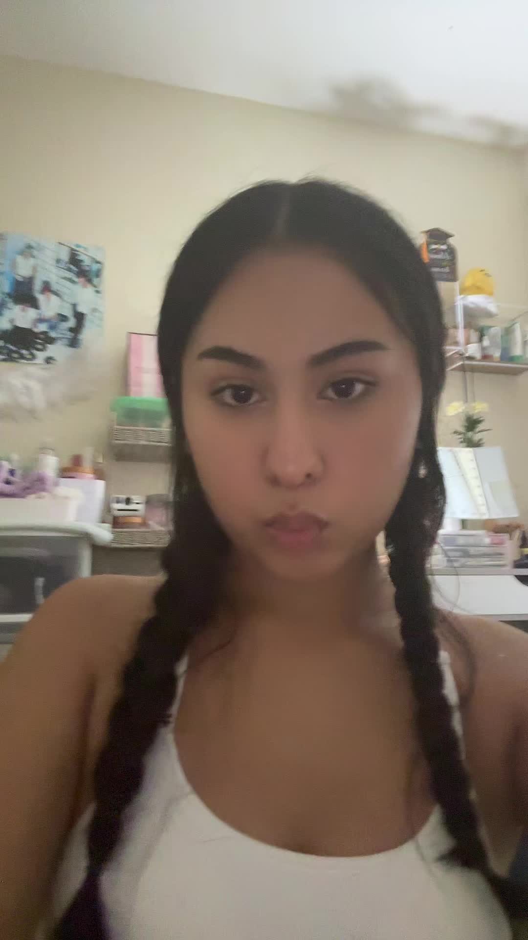 @Vanessa