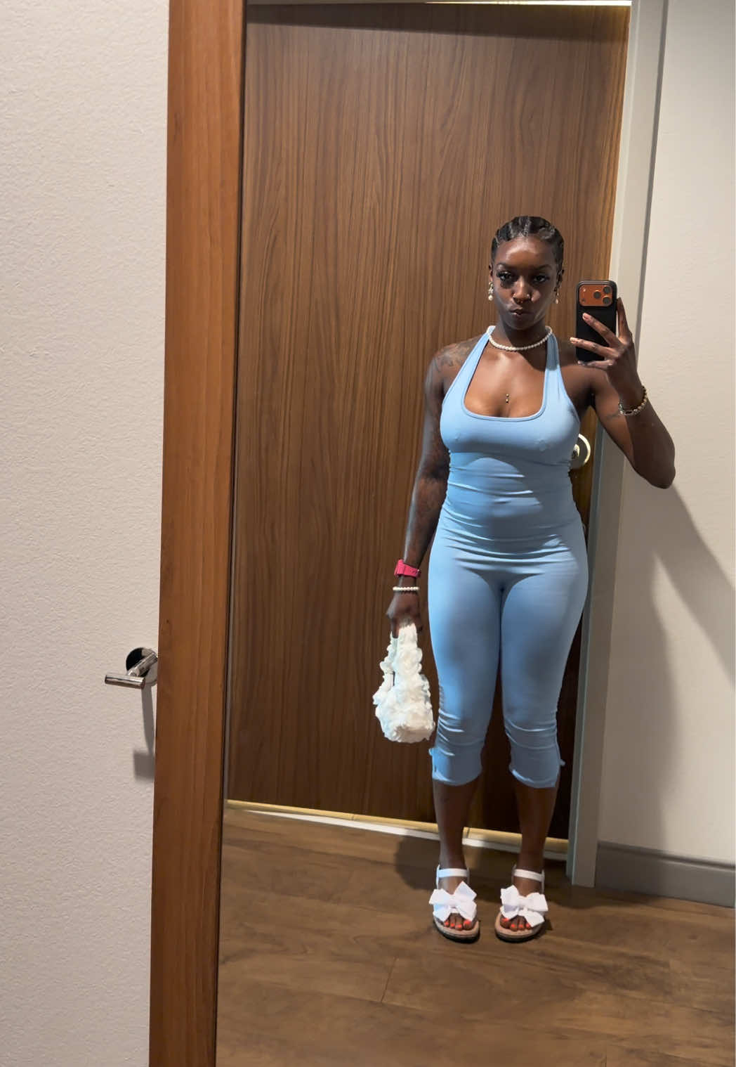 @Aayebree
