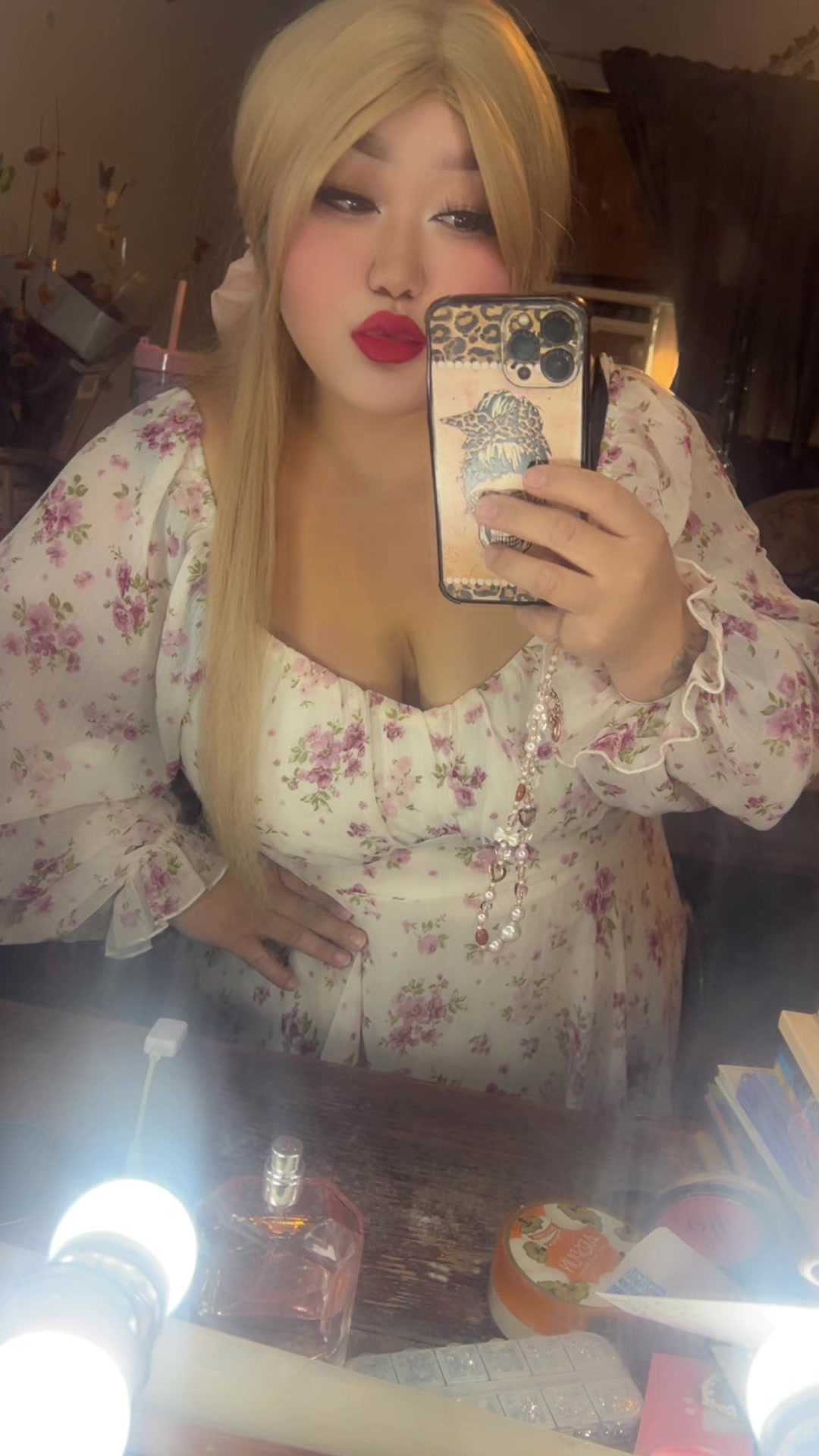 @thickasianbabe04
