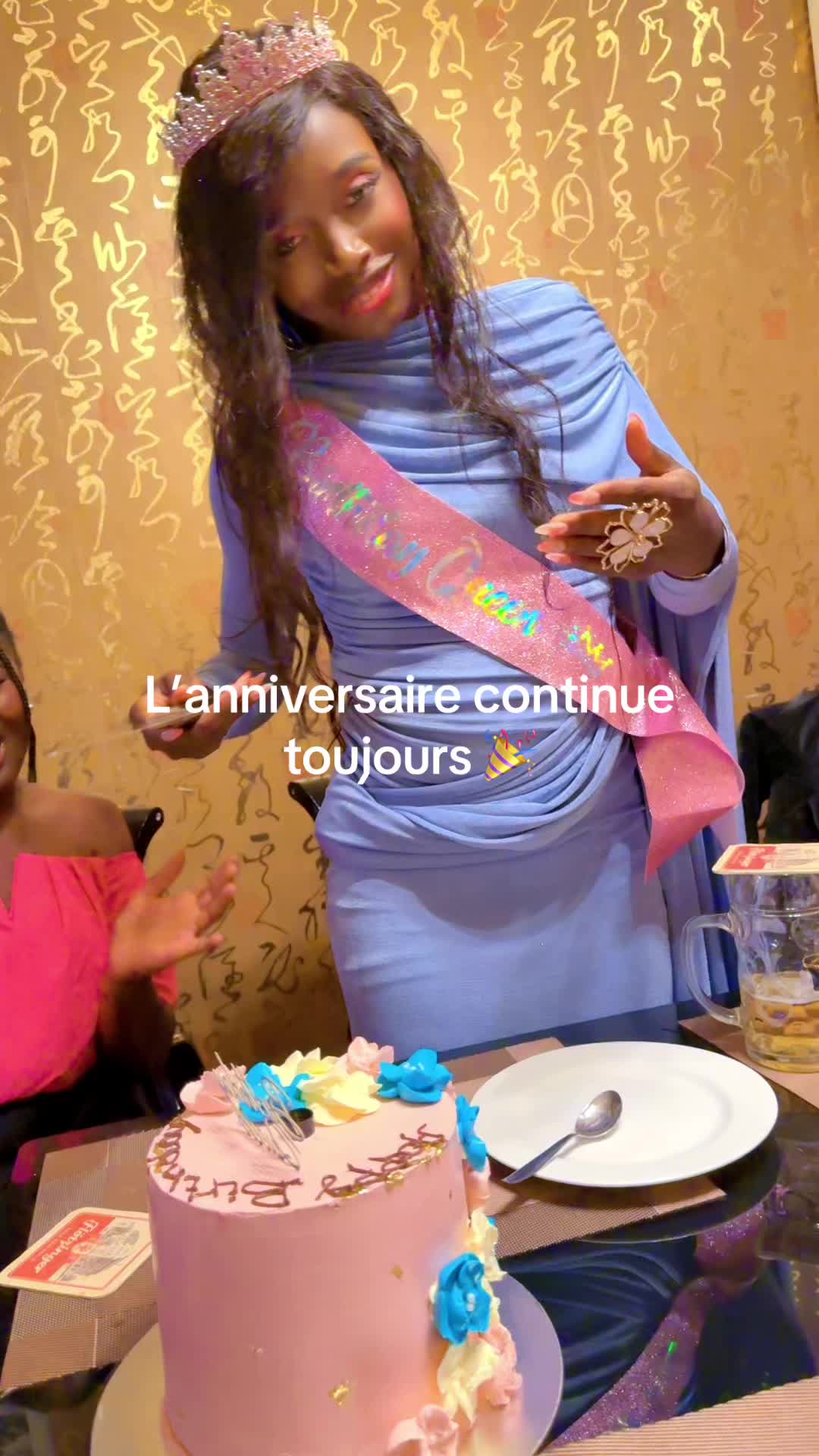 @Elodie🇨🇩❤️🇩🇪