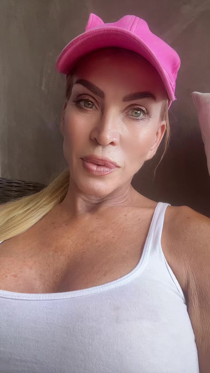 @Amber Lynn&reg;️