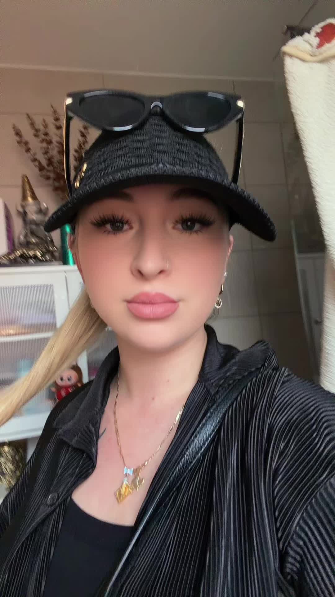 @Миша 🇷🇺