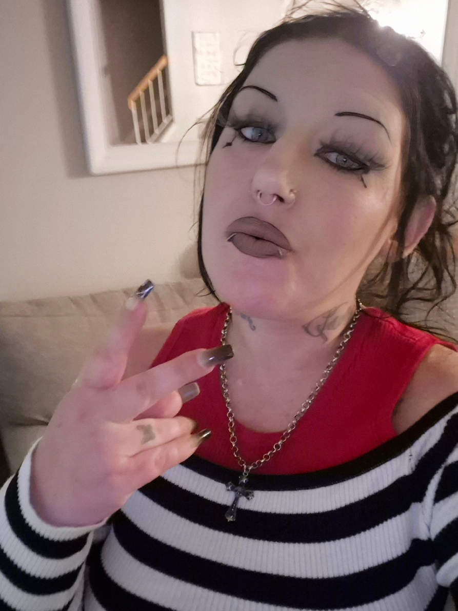 @alt_girl88