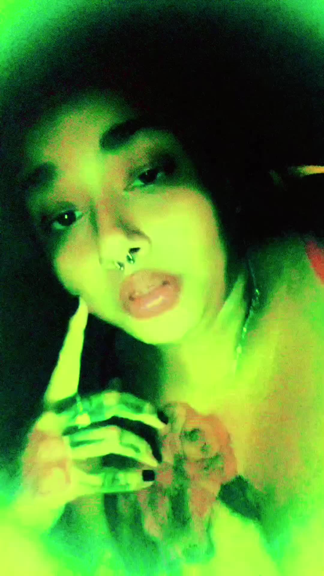 @Kaly MaryJane🦋 420🍃