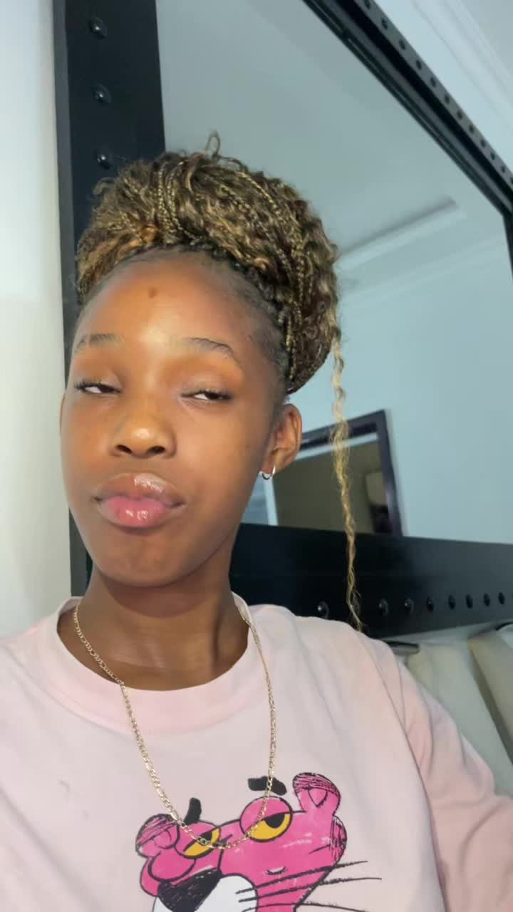 @Nadine🎀🎀!