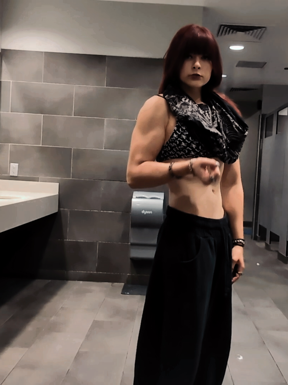 @riaXliftz