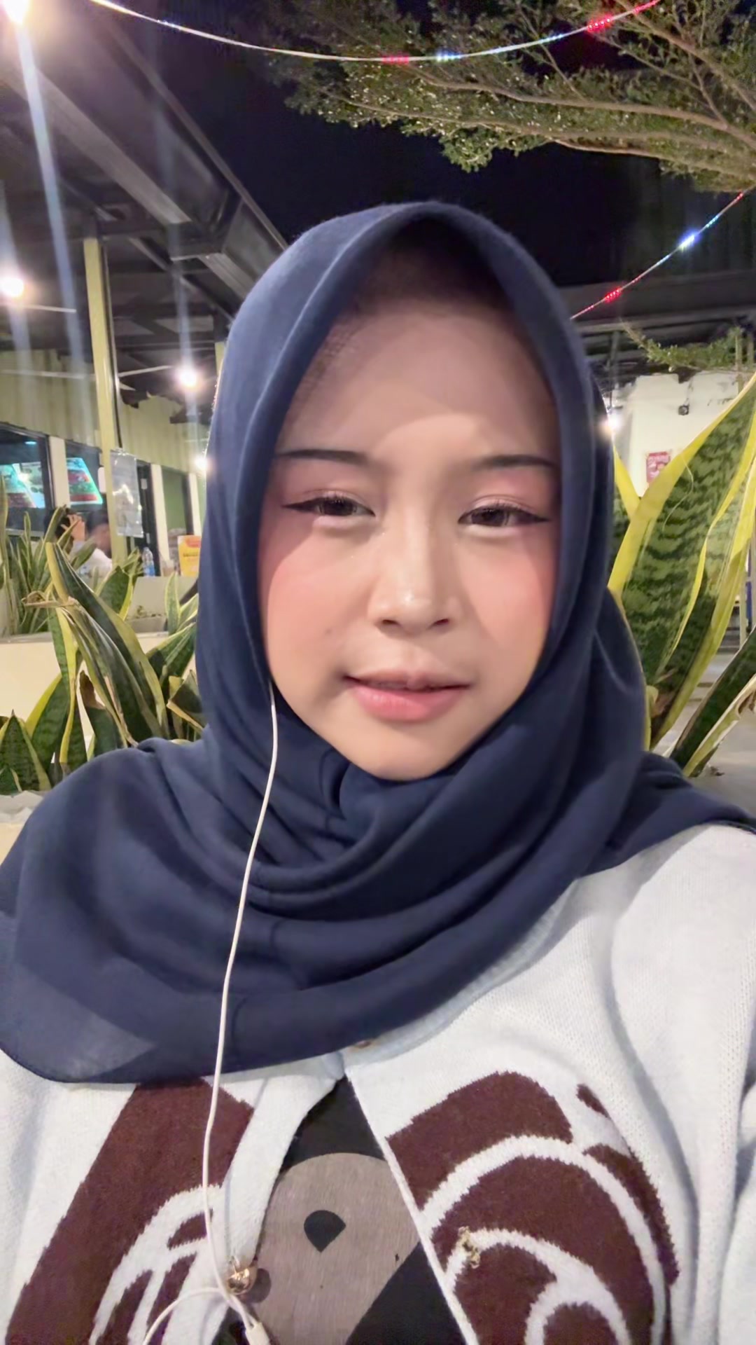 @Uyuyyl
