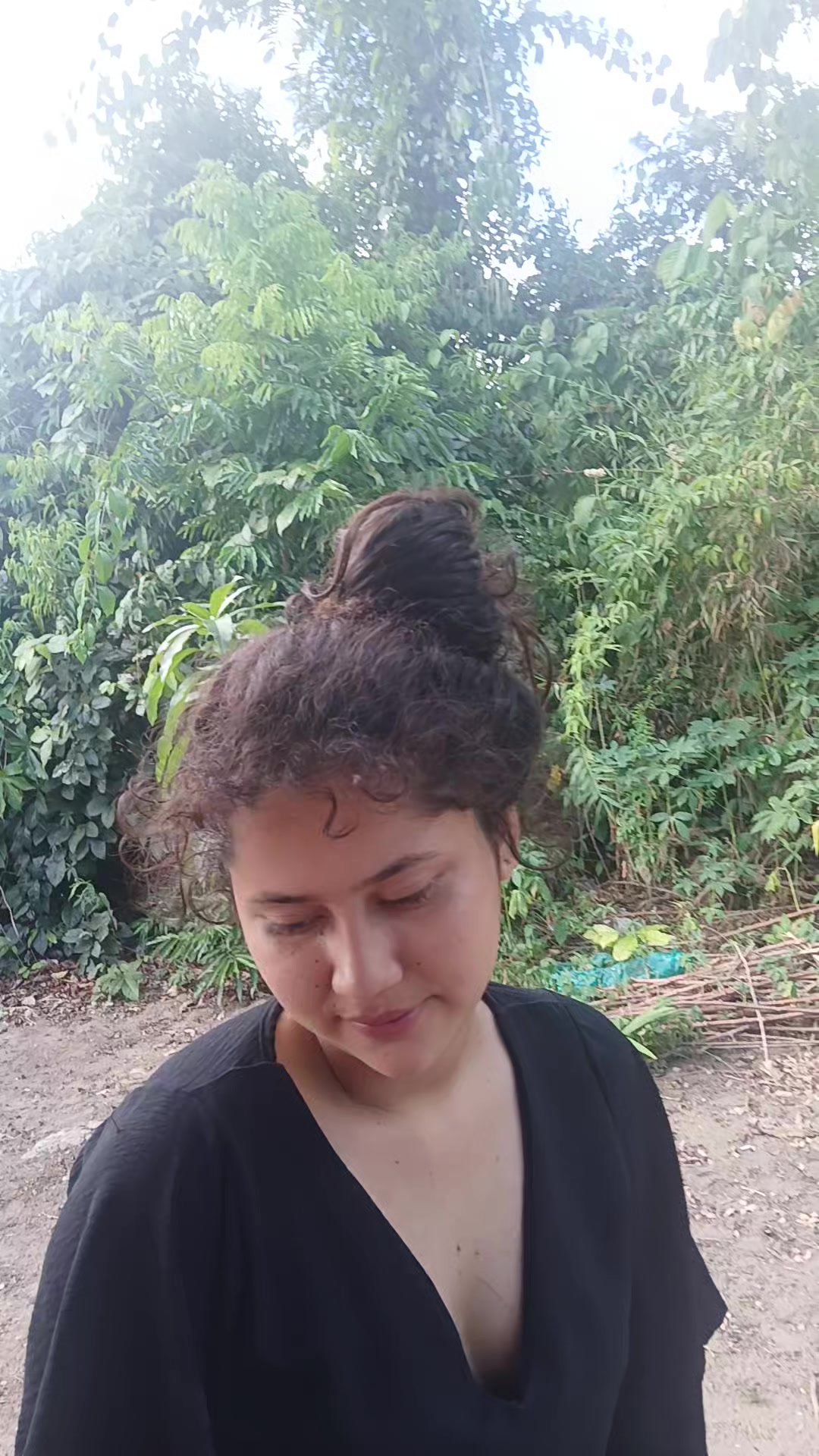 @taina e thania