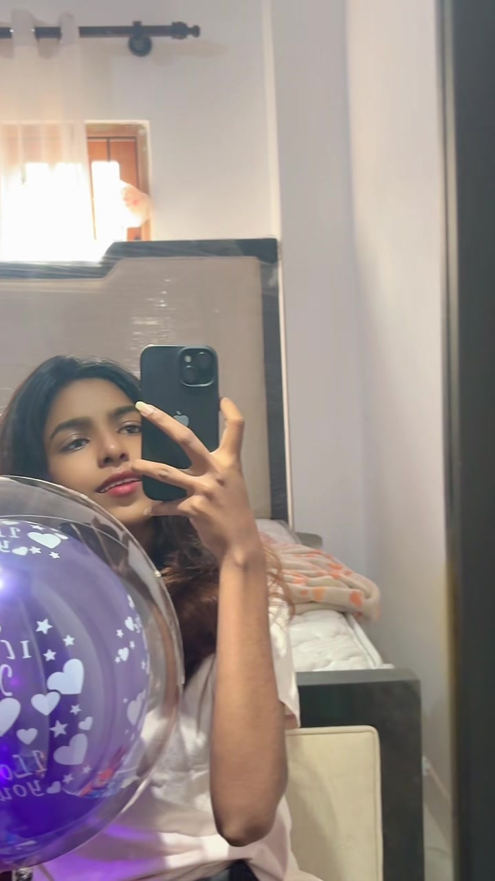 @ᥫᩣ K e S h I 🤍🧸