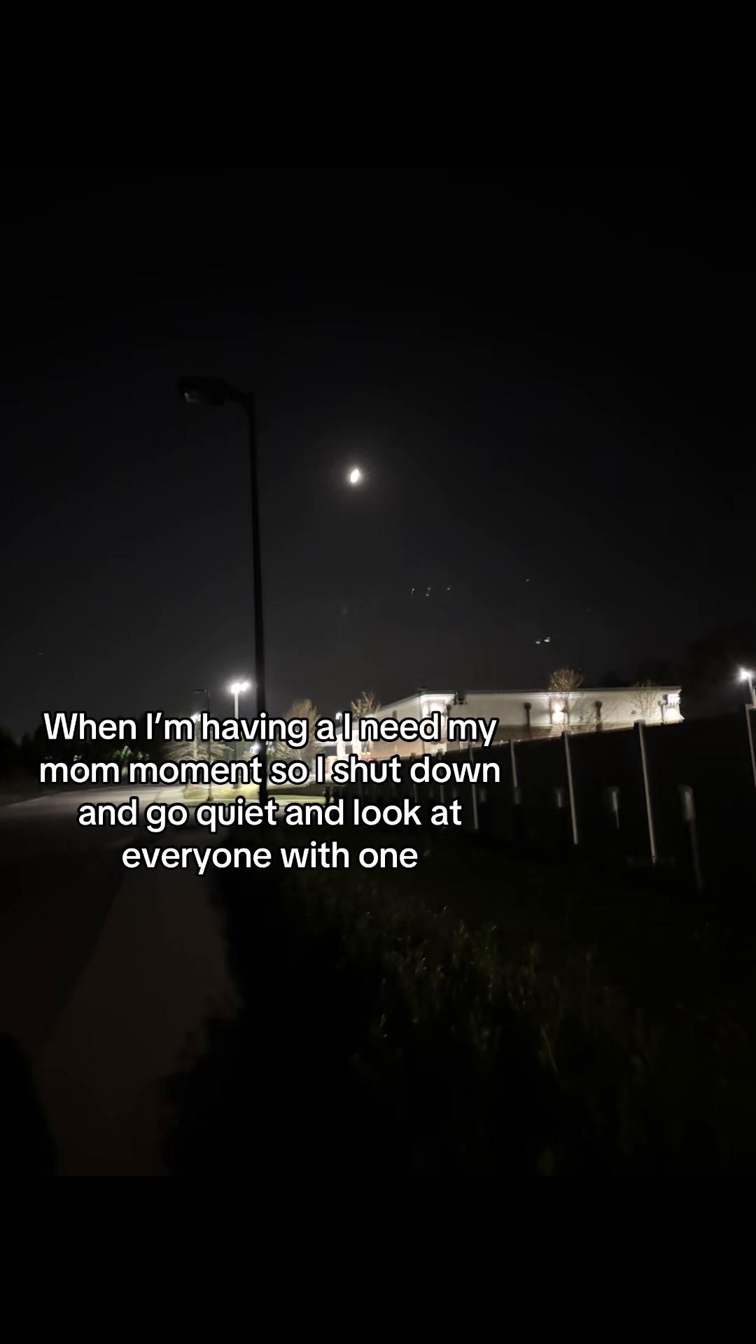 @𖣂