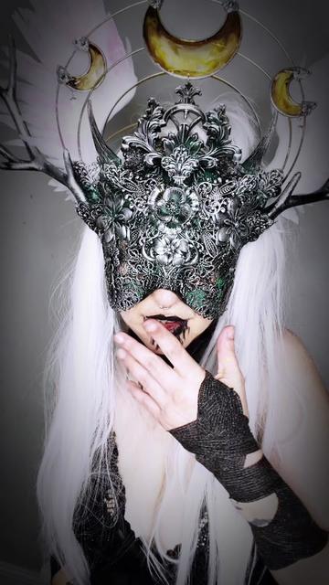 @Slumber moth