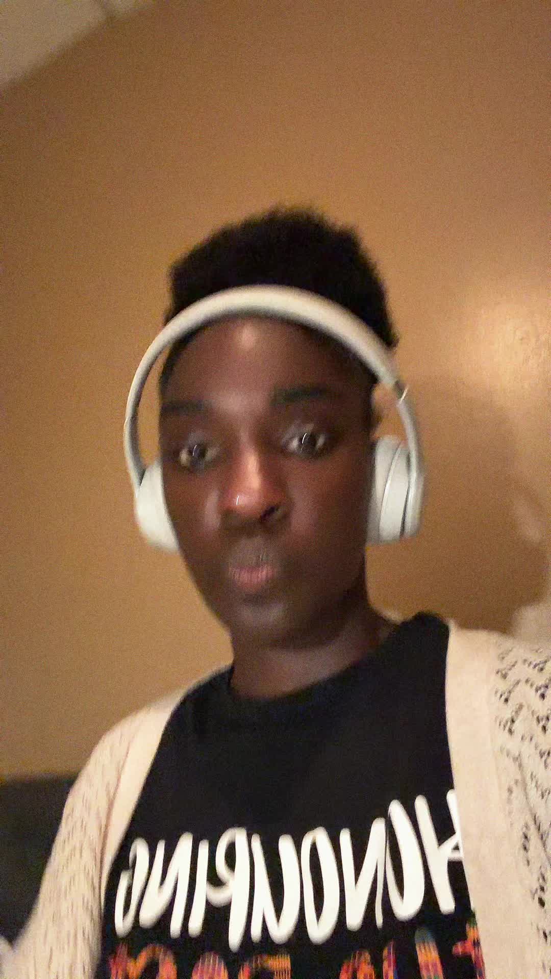 @Tay