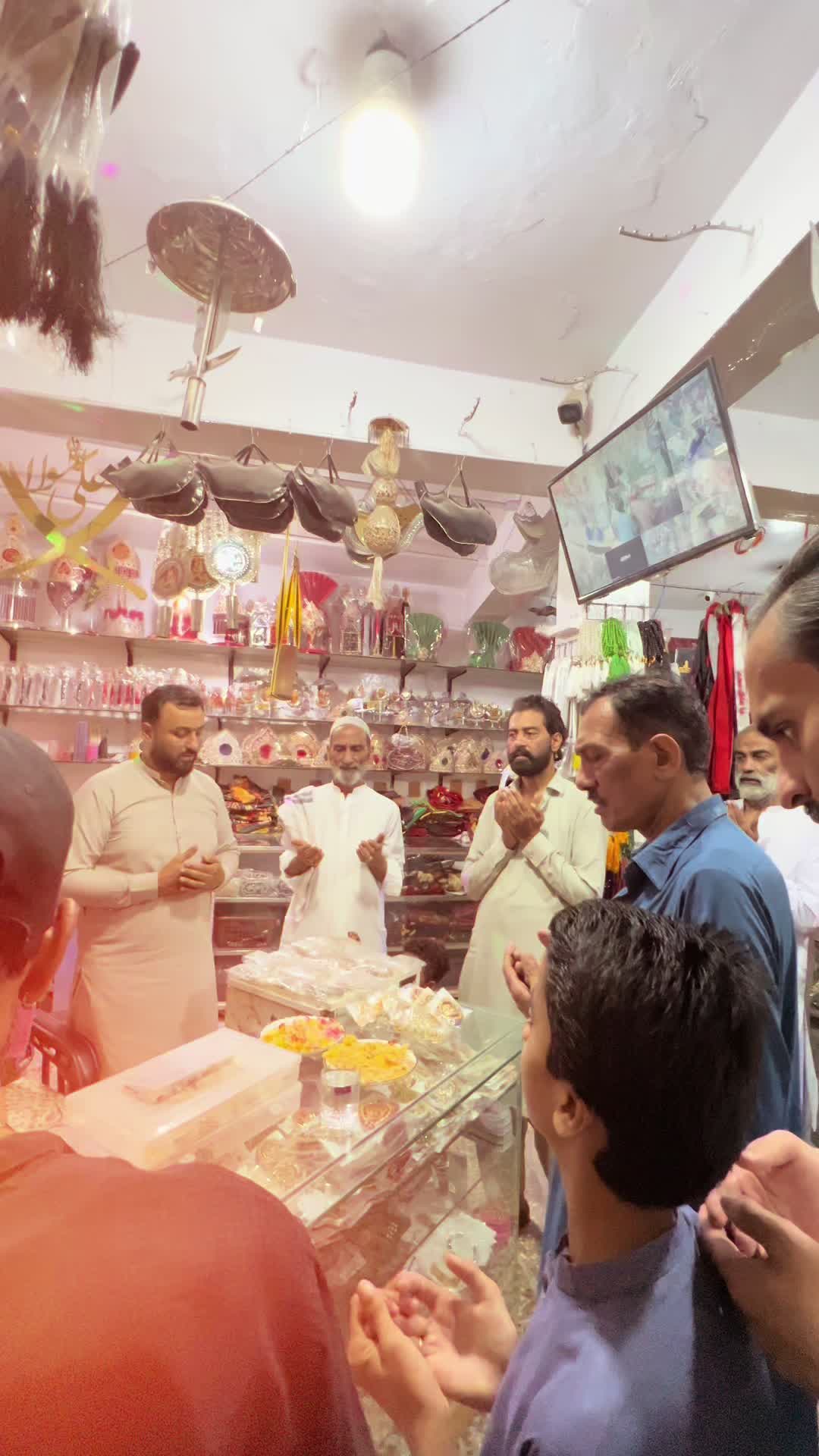 @🚩حسنین تبرکات سنٹر🚩