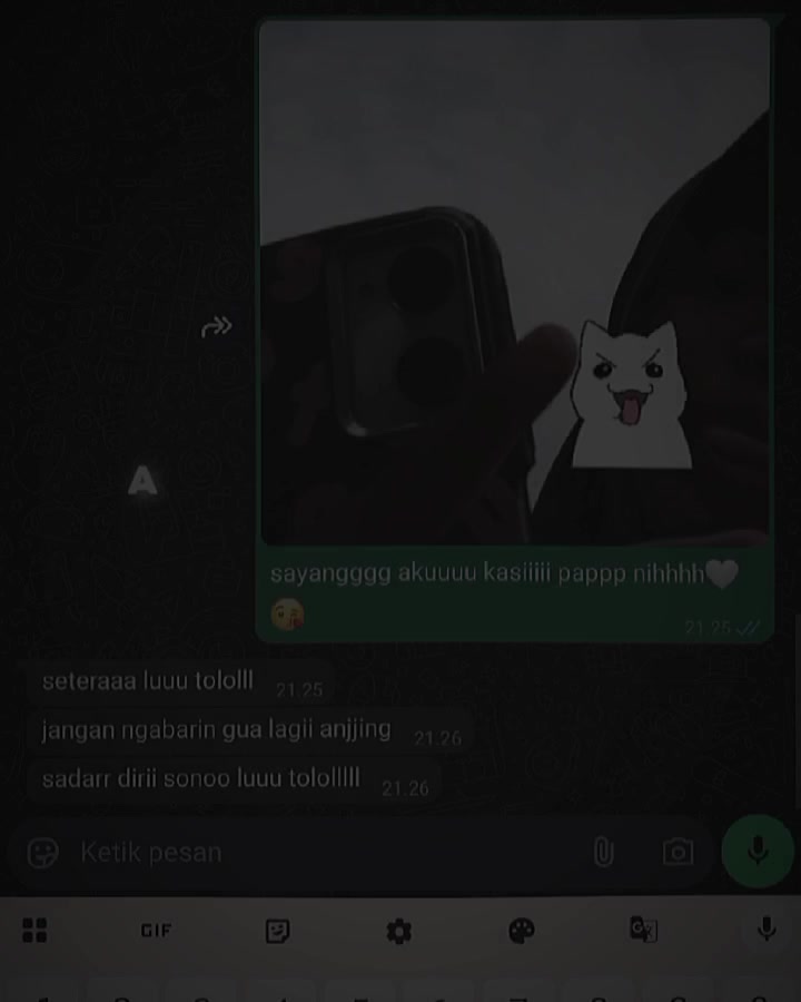 @naylaaaaa