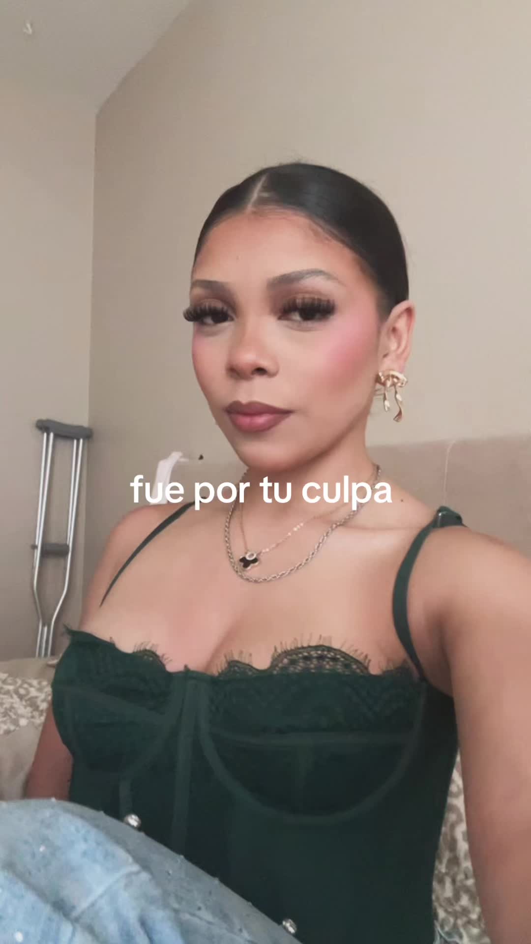@candiszn