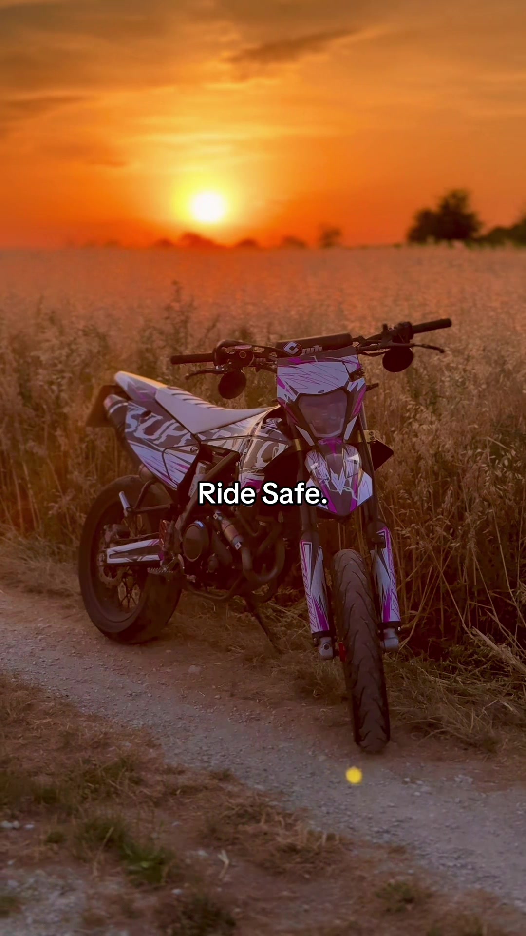 @Rafiii21