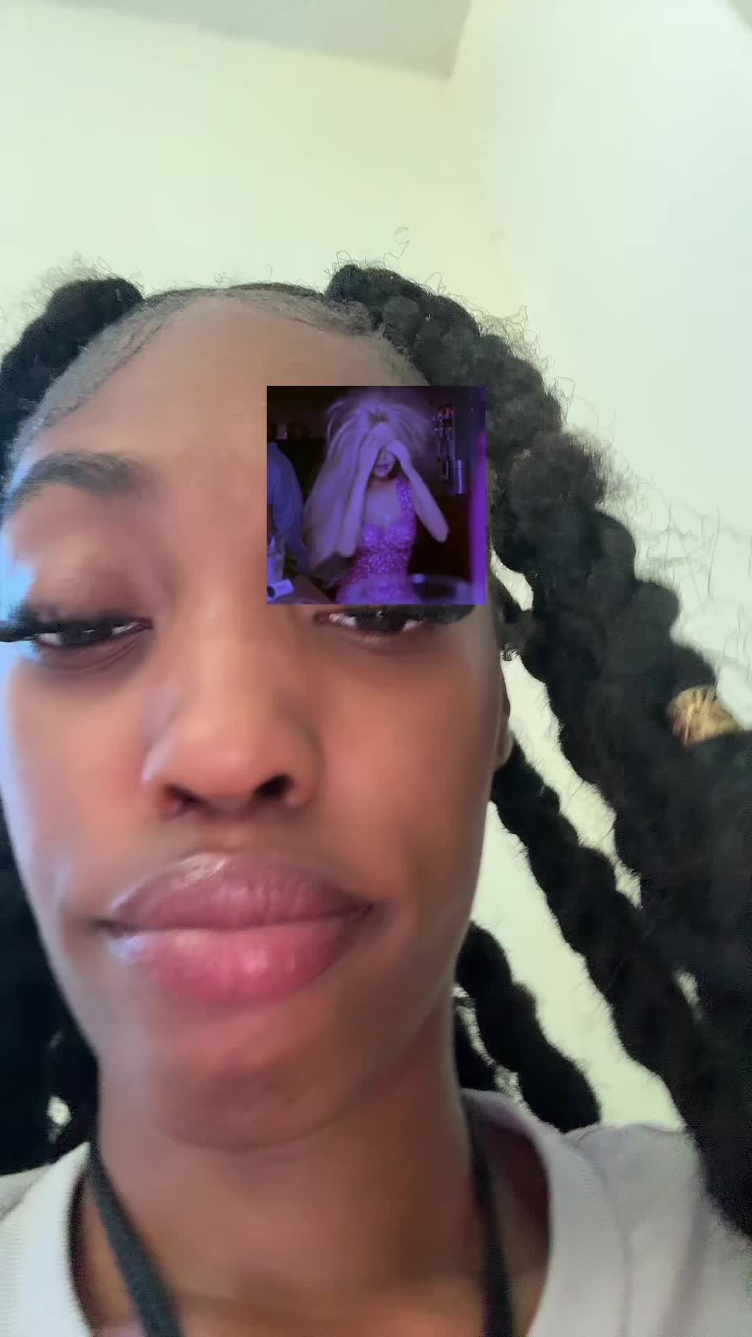@momolashaa